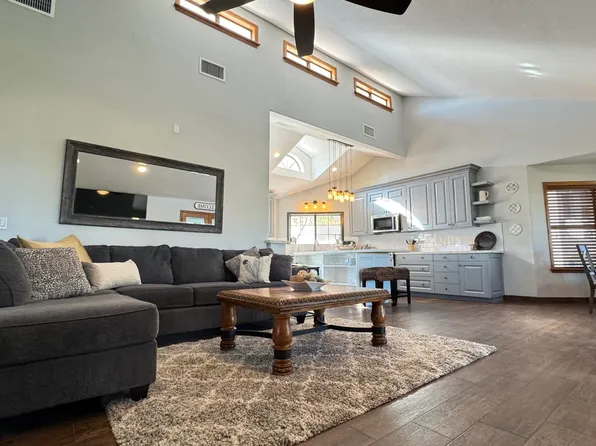 15534 E THISTLE Drive, Fountain Hills, AZ 85268