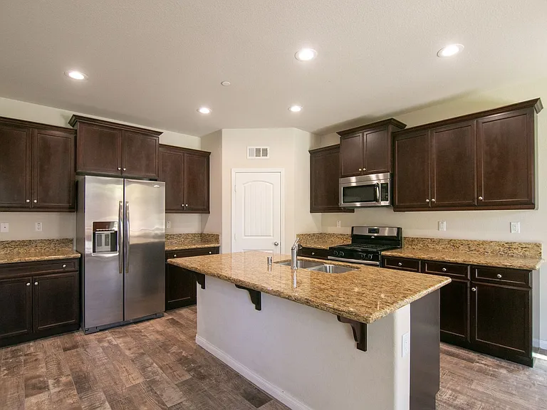 3443 Arborview Dr — Photo 6