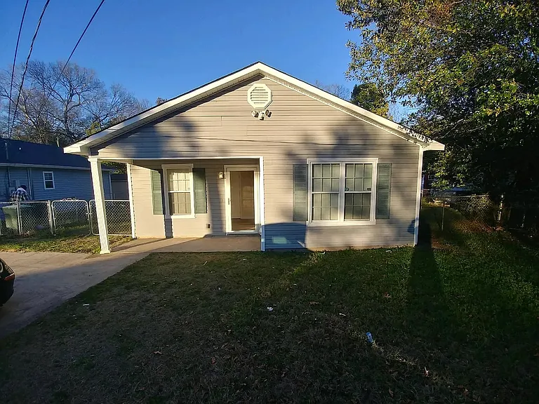 3761 Walker Ave — Photo 1