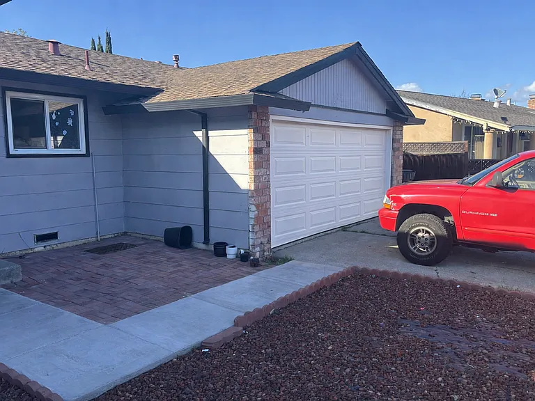 1631 Gypsy Place Ct — Photo 1