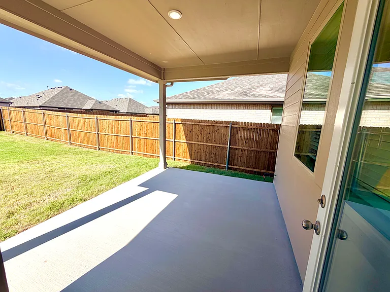 1609 Gulin St — Photo 37