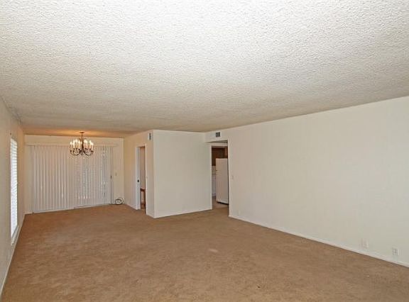 3rd image of 3685 N Fruit Ave APT A