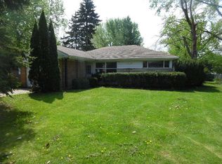 4211 Burrmont Rd, Rockford, IL 61107