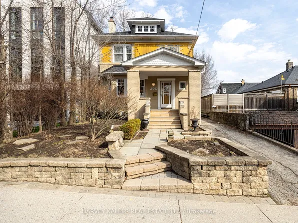 370 Saint Clements Ave, Toronto, ON M5N 1M1