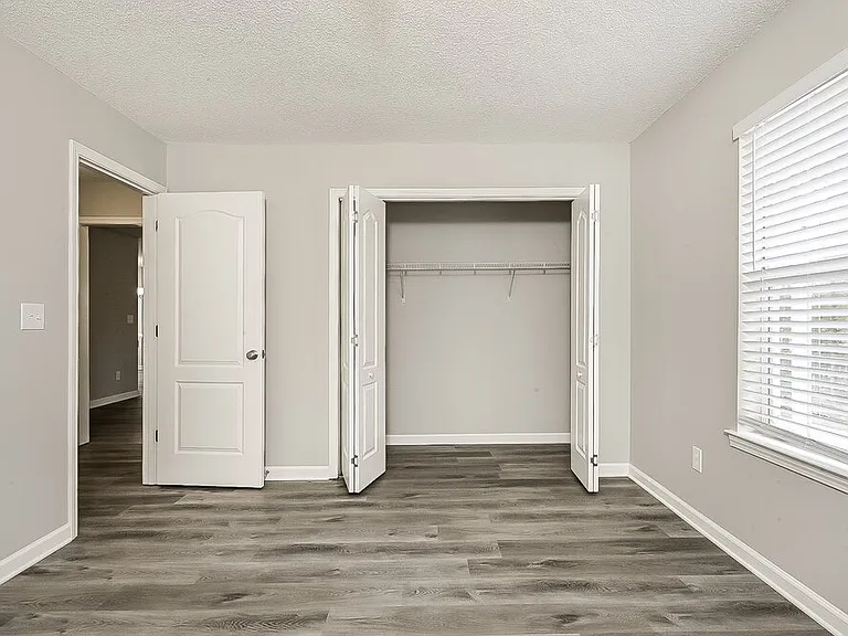 104 Nanci Ct — Photo 13