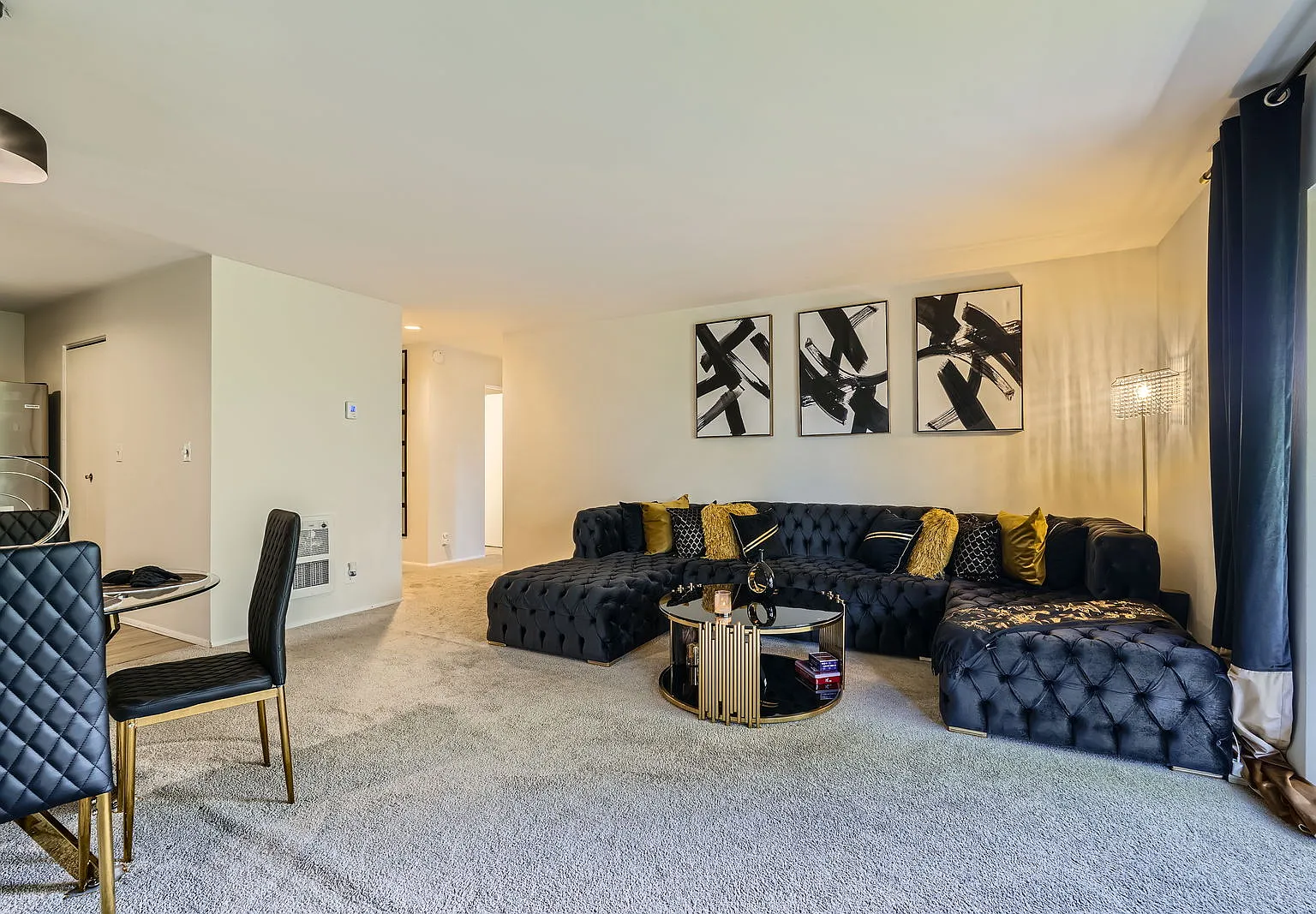 1 bed, 790 sqft, $1,900 — Photo 2