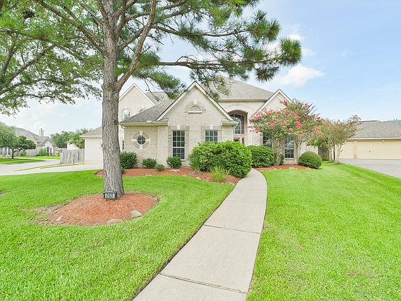 2nd image of 2621 Drift Wood Ln