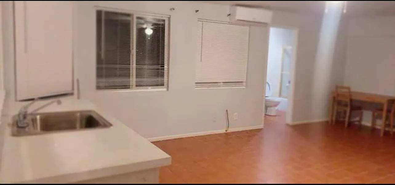 Studio, 600 sqft, $1,350 — Photo 1