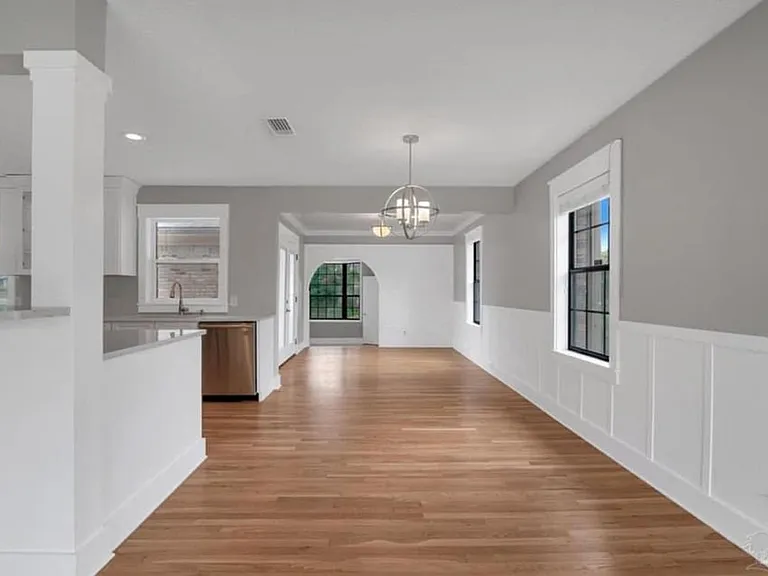 1660 E Hayes St — Photo 20