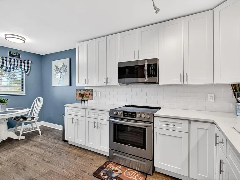 5550 Witney Dr #209 — Photo 22