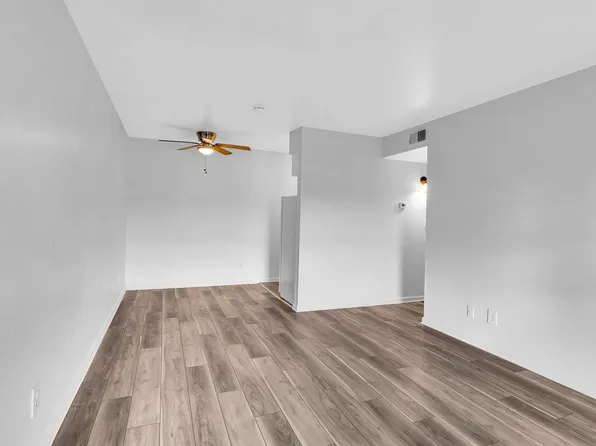 Yorktown Apartments, 601-603 Revolutionary Rd, Louisville, KY 40214