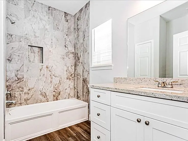9314 Sundown Houston, Tx 77016 **Sale** With Kristy — Photo 17