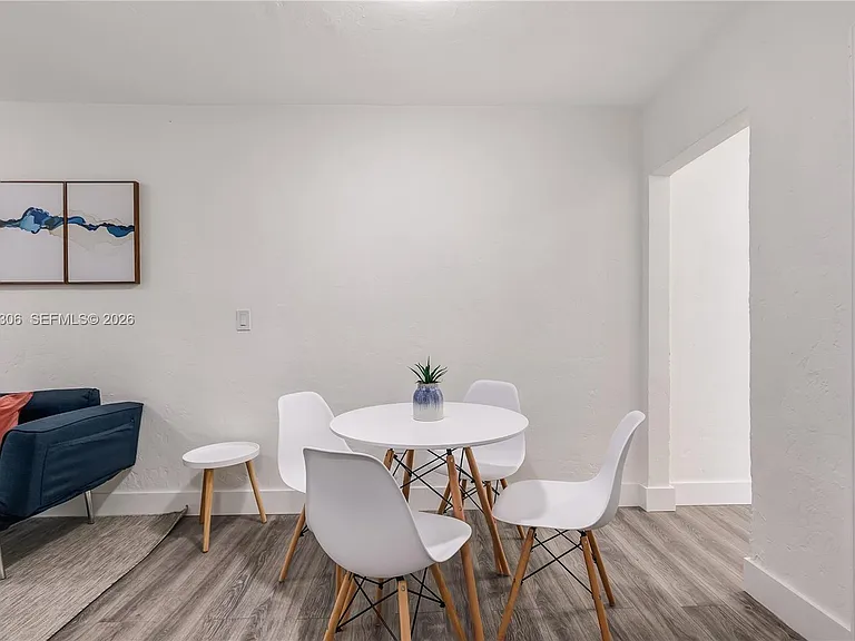 327 NE 55th St #2 — Photo 5