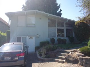 2637 49th Ave SW, Seattle, WA 98116