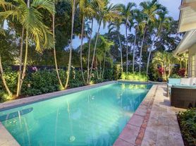 235 Dyer Rd, West Palm Beach, FL