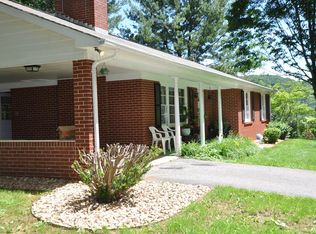 2303 Peach Bottom Rd, Independence, VA 24348