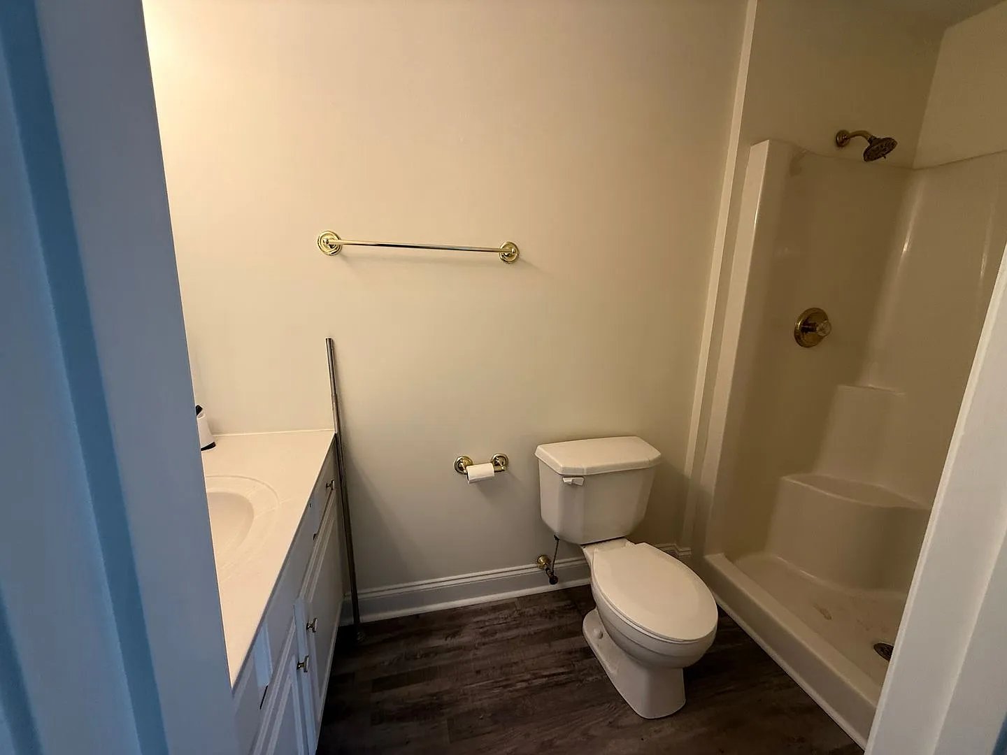 3 Bedroom, 2 Bath Townhouse — Photo 3