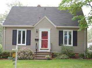 453 Juneway Dr, Bay Village, OH 44140