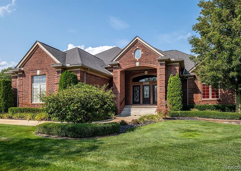 11085 Lisa Ln, Shelby Township, MI 48316 Zillow