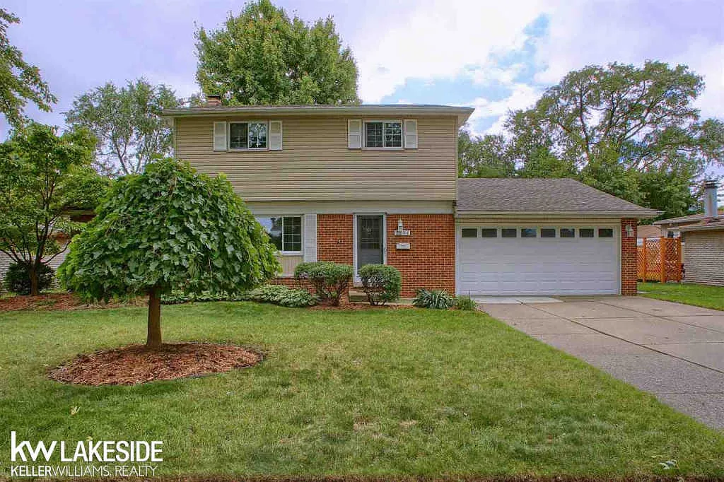 8694 Lozen Dr photo 1