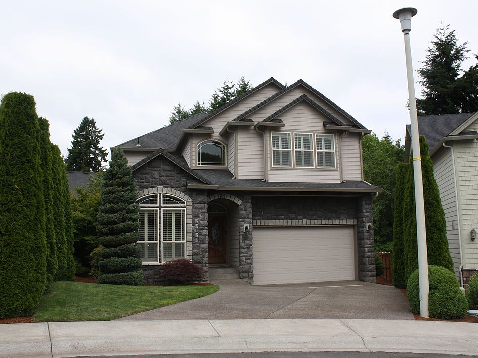 Home on quiet cul-de-sac