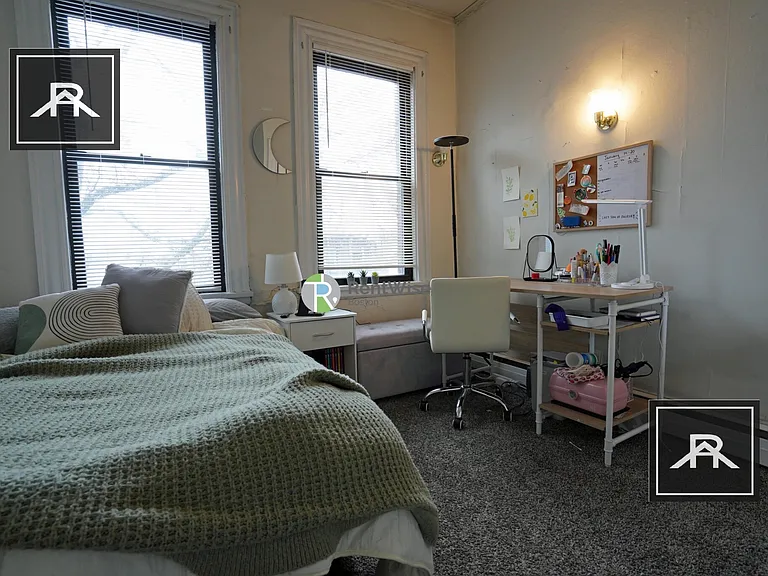 74 Gardner St #D6 — Photo 17