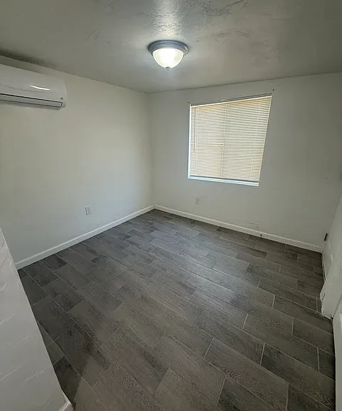 140 W Macarthur St #8 — Photo 9