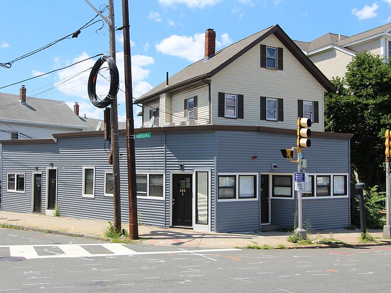 246 Main St #1 — Photo 6