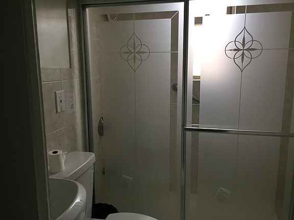 5th image of 2430 Wallace Ave #2
