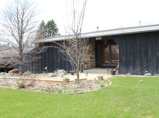 8131 Rosemere Ct, Willow Springs, IL 60480