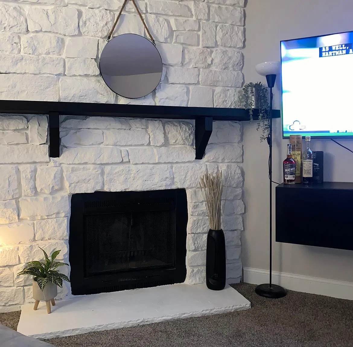 2 bed, 922 sqft, $2,400 — Photo 3