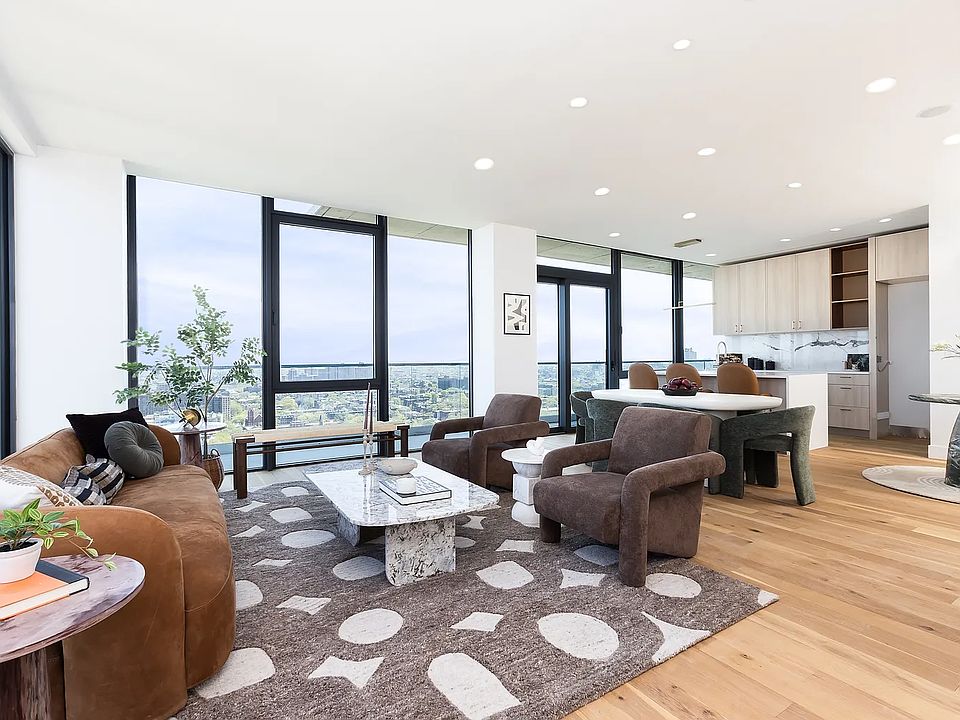 1st image of 240 Willoughby St #32D