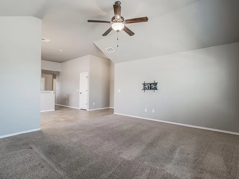 11825 SW 9th St — Photo 13