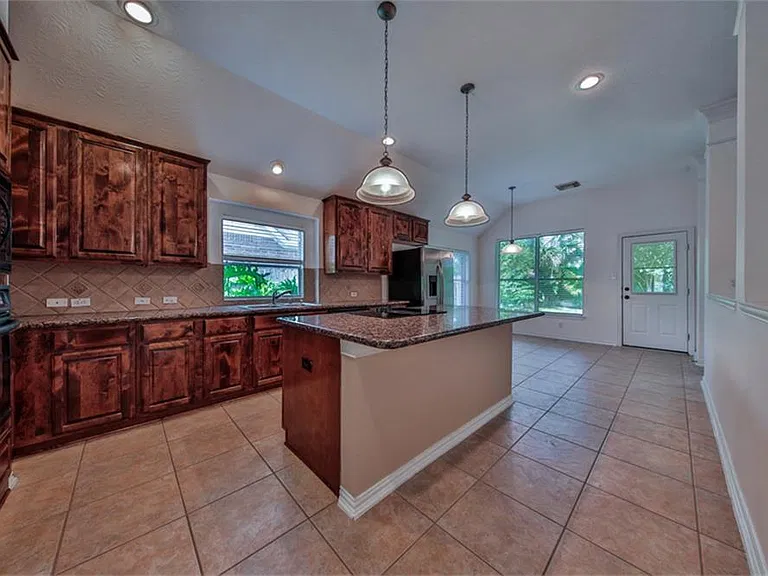 13803 Sherburn Manor Dr — Photo 11
