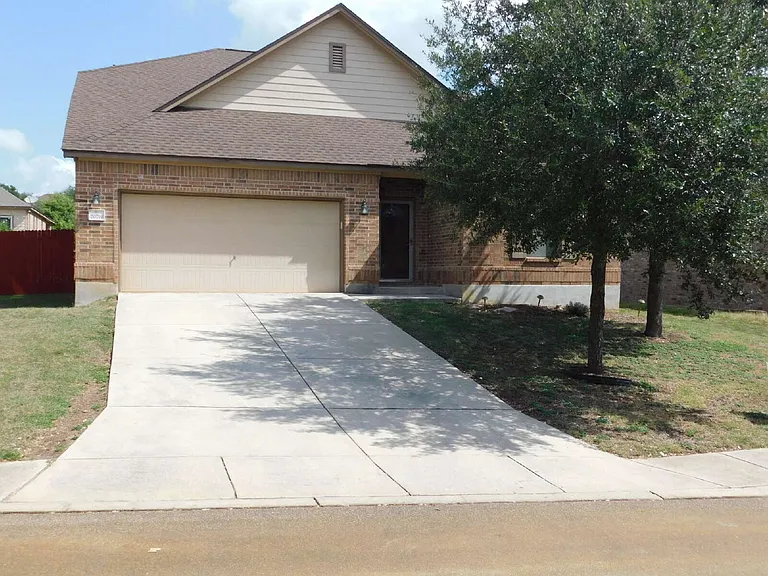 20719 Cape Coral — Photo 1