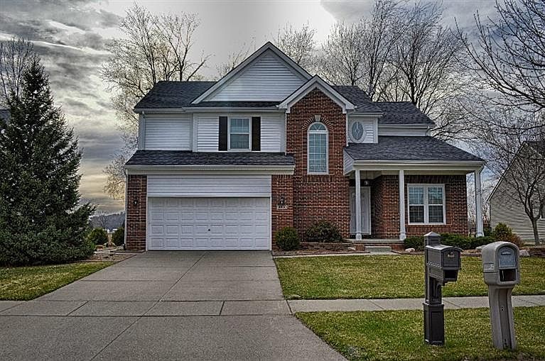 1st image of 9936 Lancaster Dr