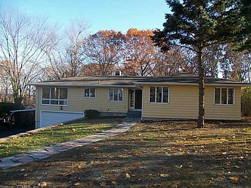 2nd image of 64 Country Hills Rd