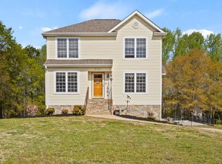 329 Garnet Valley Dr, Inman, SC 29349