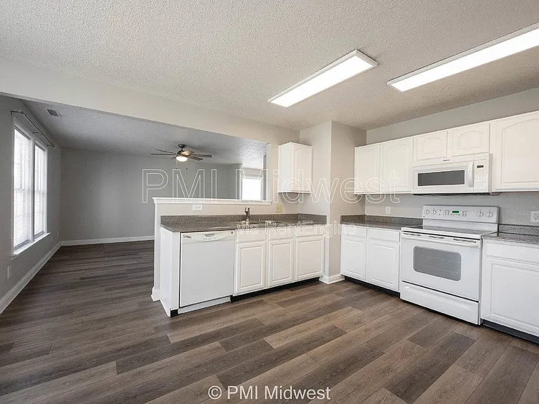 859 Runnymede Dr — Photo 13