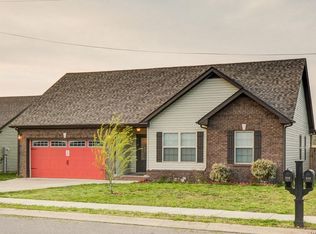 228 Azalea Dr, Oak Grove, KY 42262