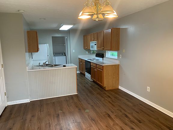 3rd image of 2432 Grand Fir Dr