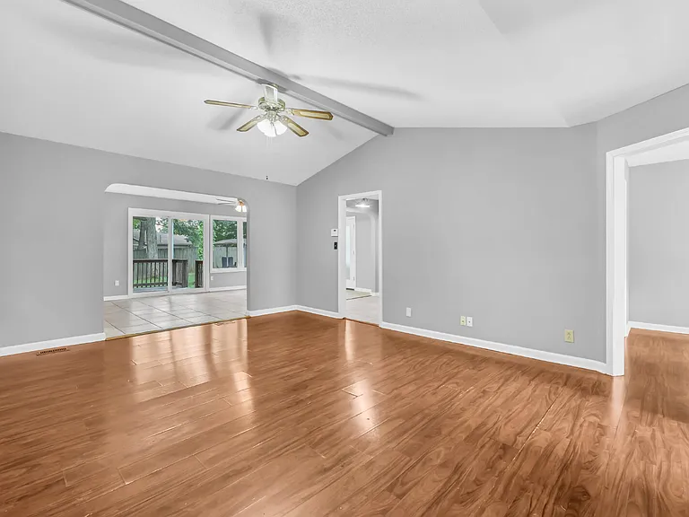 502 Havendale Ct — Photo 6