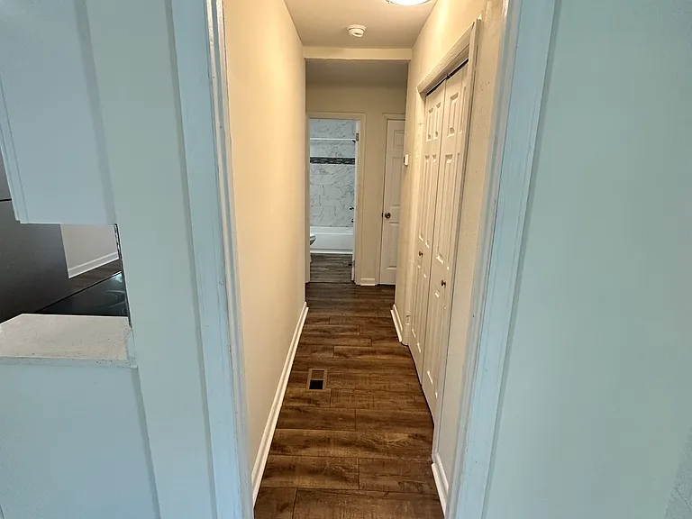 227 Settlers Landing Rd — Photo 5