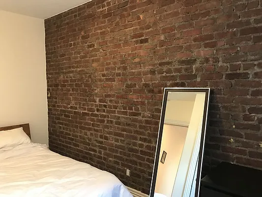 Rented by Brick&Mortar | media 36