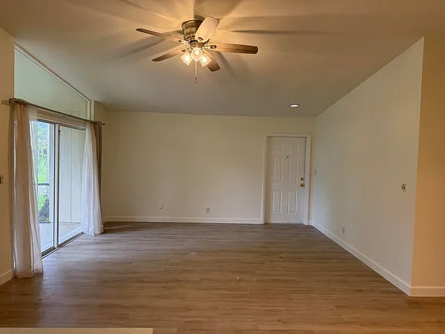 3 bed, 1200 sqft, $3,200 — Photo 2