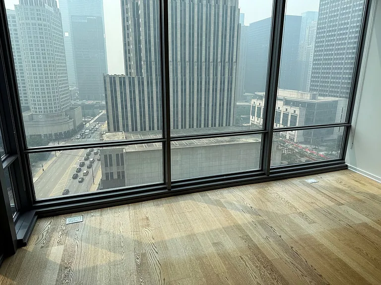 240 E Illinois St #1409 — Photo 3