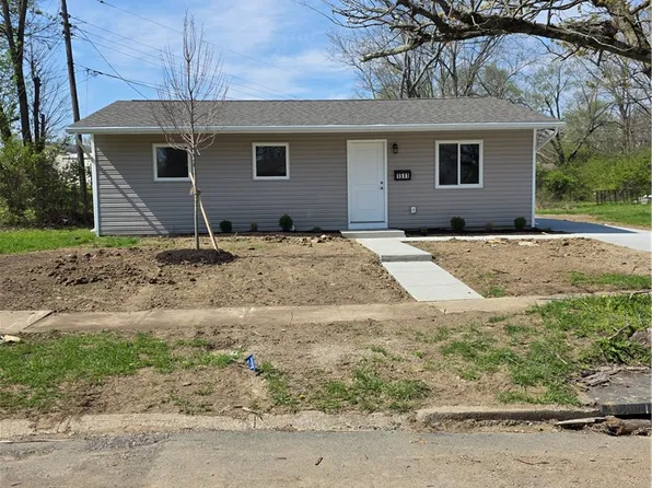1511 Azalea Dr, Dayton, OH 45417