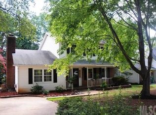 6246 Round Hill Rd, Charlotte, NC 28211