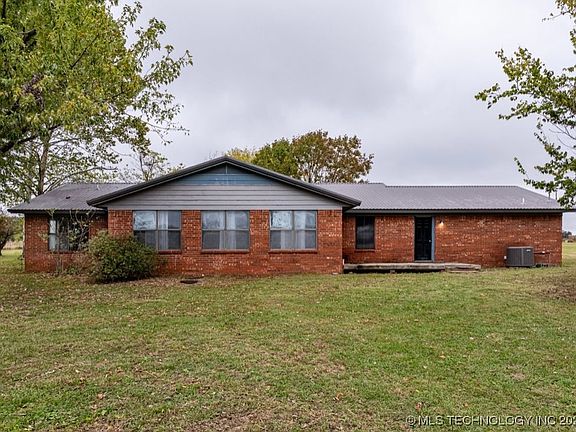 3rd image of 1977 Green Acres Dr
