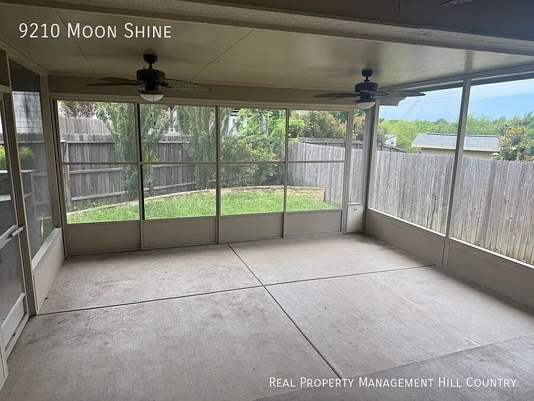 9210 Moon Shine — Photo 20
